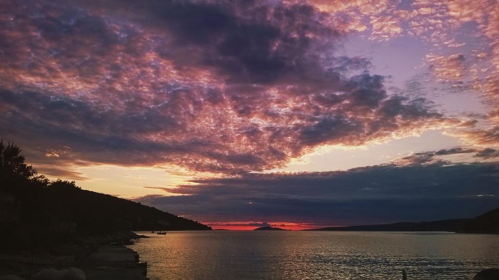 Apartmani Conar Veliki Drvenik Exteriör bild