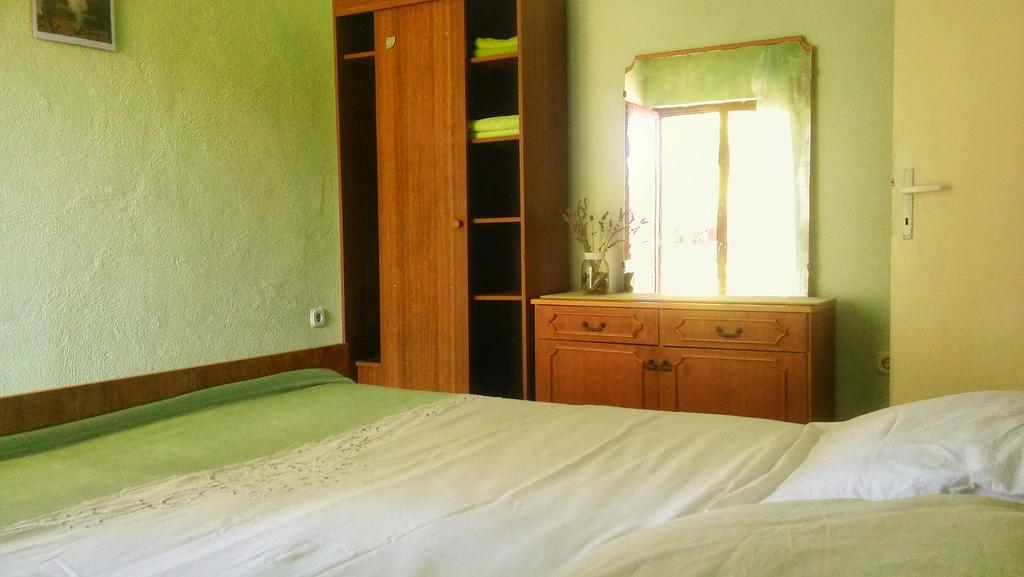 Apartmani Conar Veliki Drvenik Exteriör bild