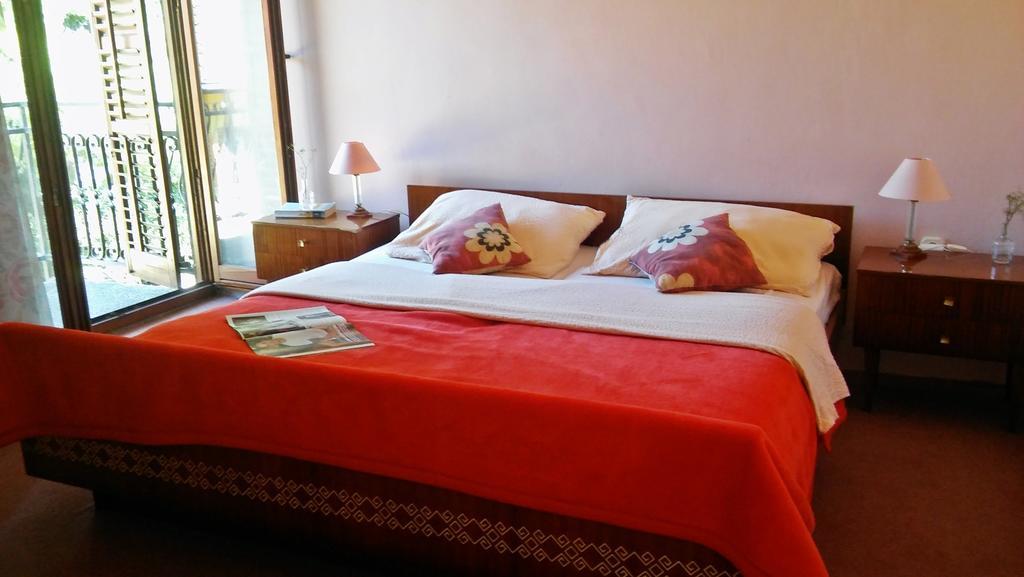 Apartmani Conar Veliki Drvenik Exteriör bild