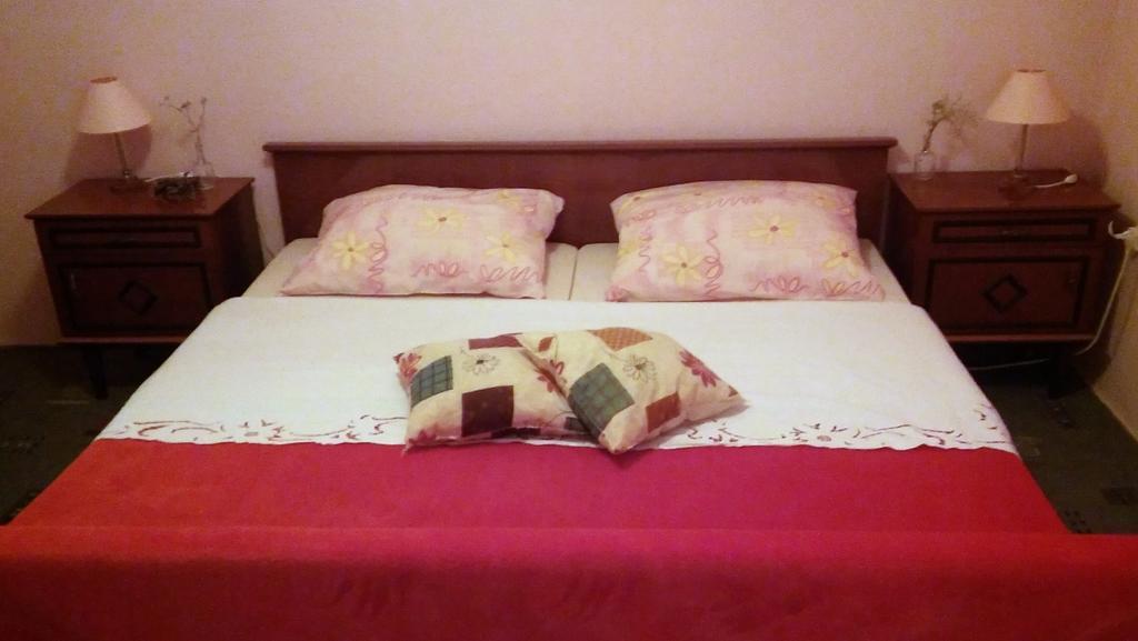 Apartmani Conar Veliki Drvenik Exteriör bild