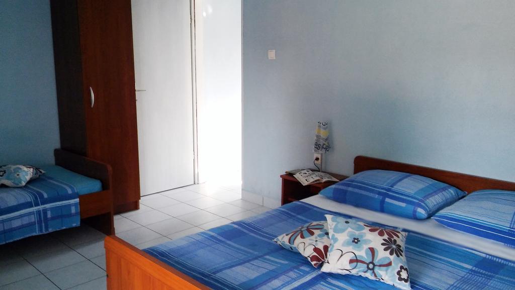 Apartmani Conar Veliki Drvenik Exteriör bild